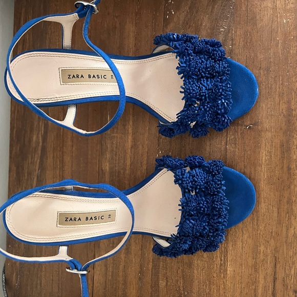 Zara Basic Collection Blue Heels Size 39 - Picture 3 of 6